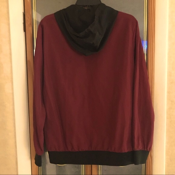 3/$25 Forever 21, Mens Pullover Windbreaker, S - Picture 2 of 4